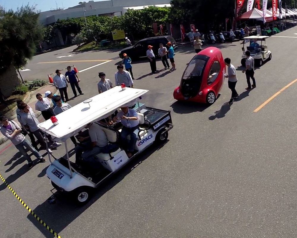 The NTU-ME Autonomous Vehicle Team Successfully Demonstrated an Autonomous EV Fleet-封面圖