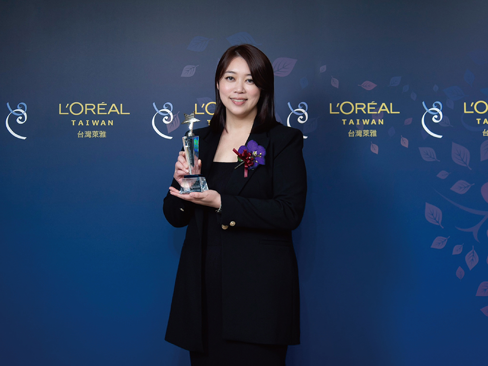 Congratulations to Prof. Vita Pi-Ho Hu for Winning the L'ORéAL - UNESCO Award For Women in Science-封面圖